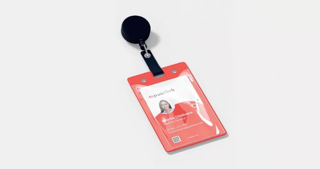 Yoyo Portacarnet retráctil