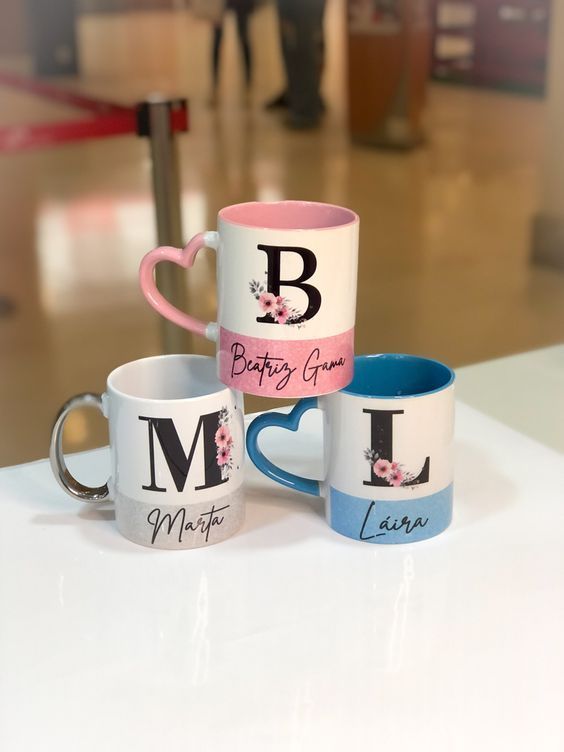 Mug Color Borde y Oreja Corazón 11oz - Imagen 2